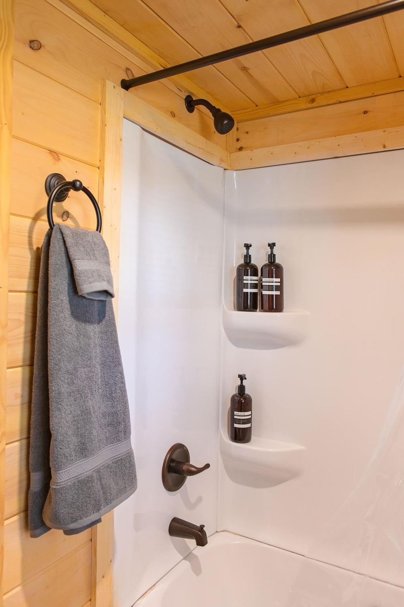 Lena Cabin Wooded Tiny Cabin - Hot Tub ชัททานูกา ภายนอก รูปภาพ